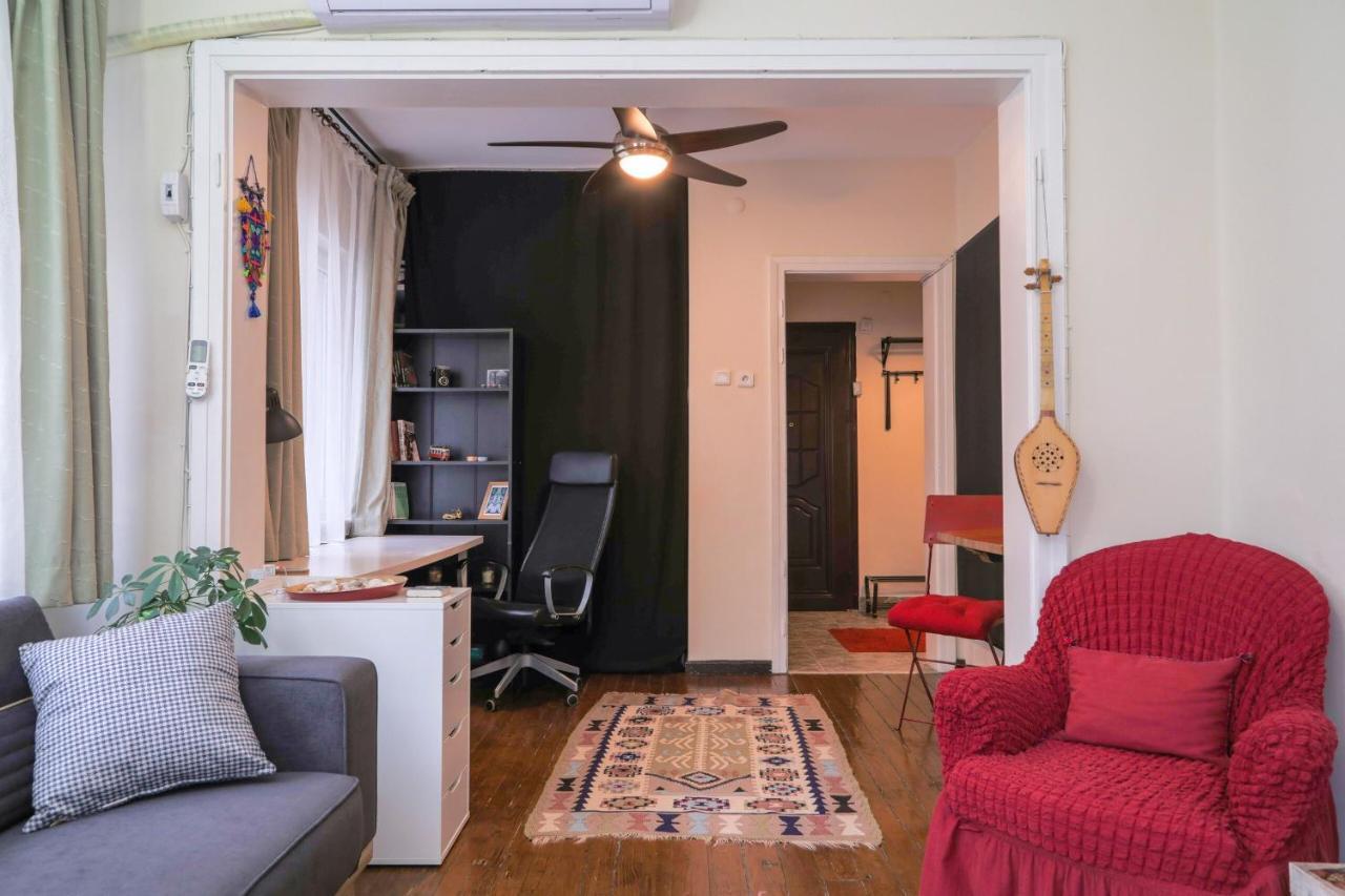 Stylish & Comfy In The Center Apartment